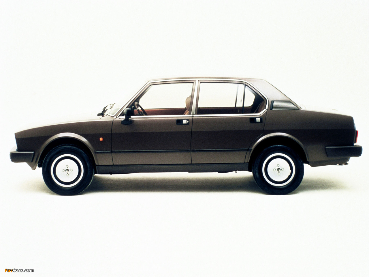 ALFA ALFETTA